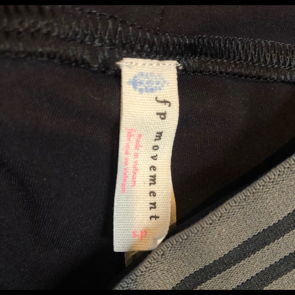 Free People Yoga Pants 31.5” Inseam - Picture 3 of 4